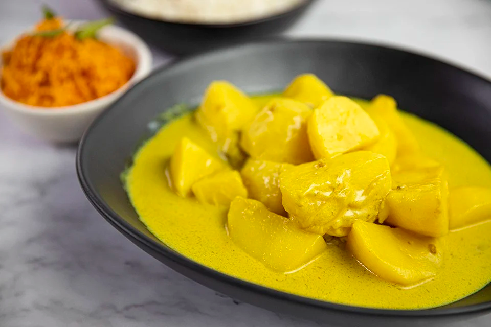 Sri Lankan Creamy Potato Curry